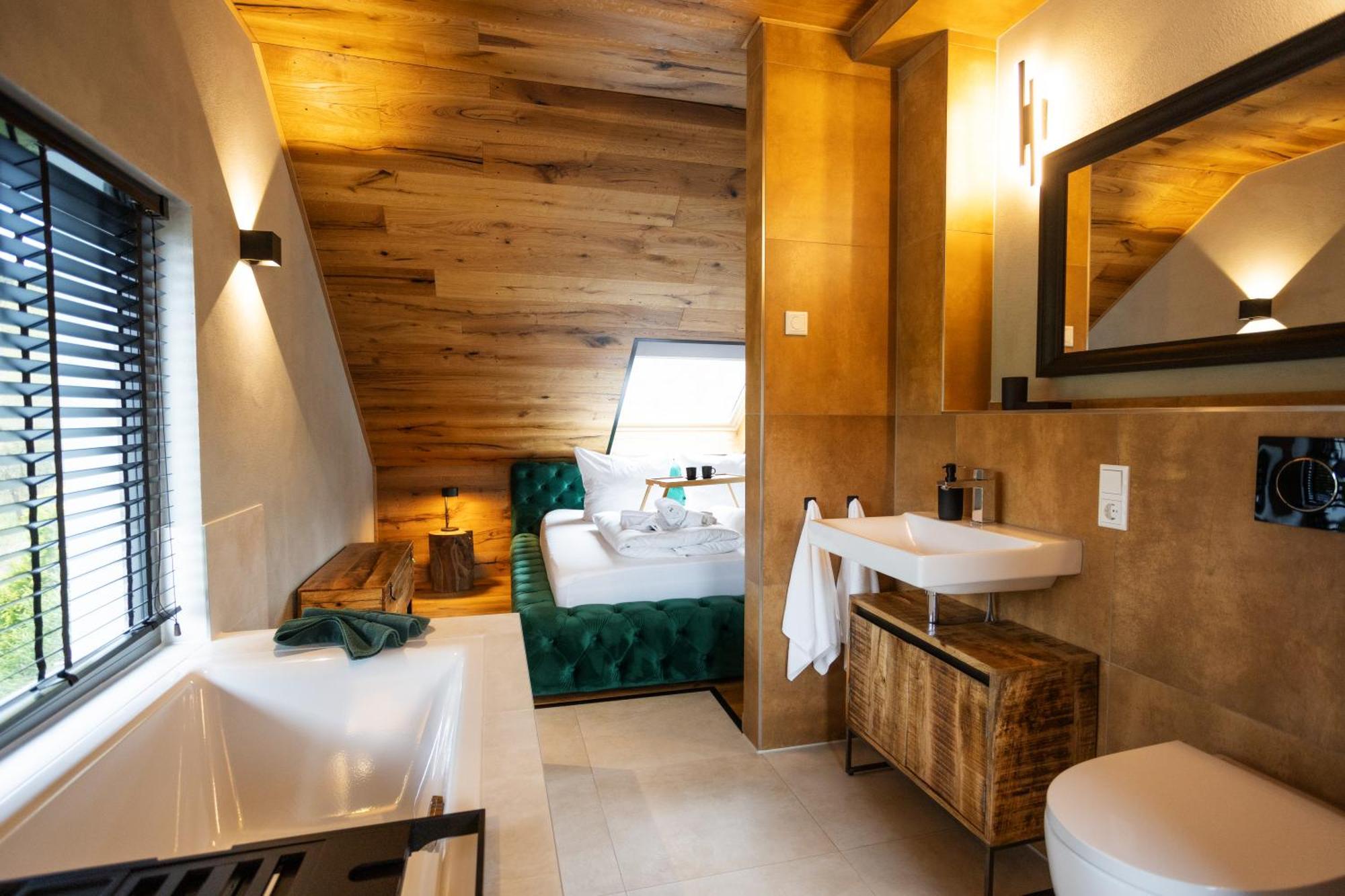 Sauerland Chalets - "Die Chalets Herzenssache" Winterberg Esterno foto